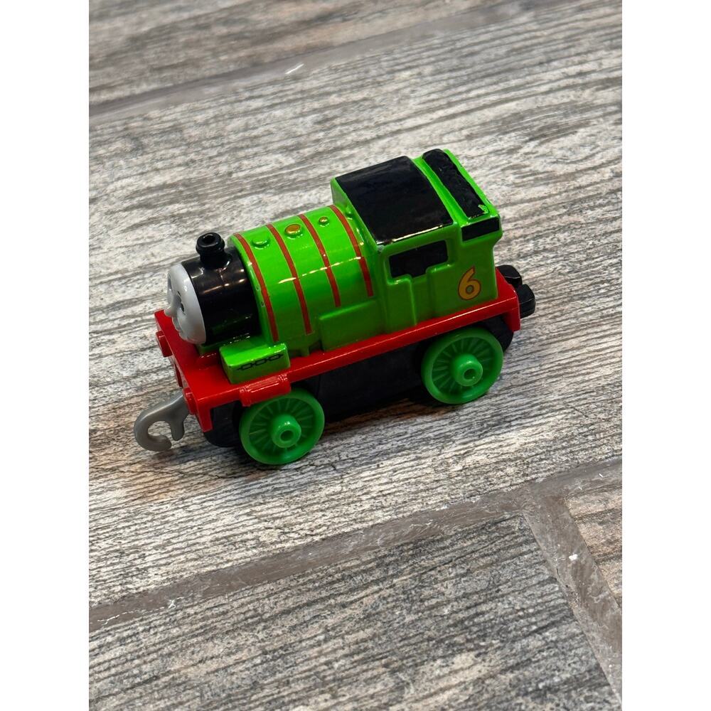 Percy "Thomas the Train" 2018 Train - Picture 3 of 4